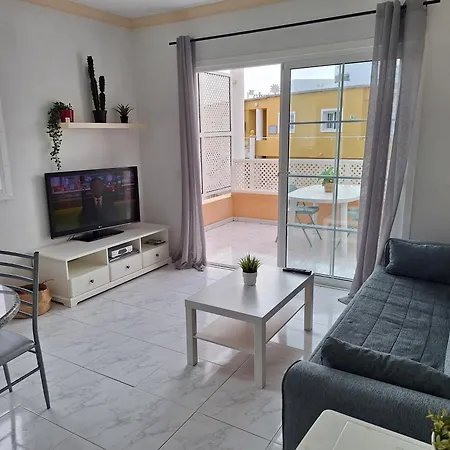 - Orlando Complex Apartman *